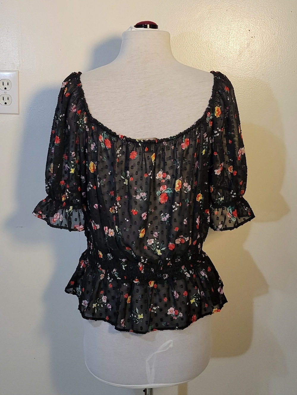 Banana Republic (Women's L) Semi-Sheer Swiss Dot Black Floral Peasant Blouse - Picture 4 of 10